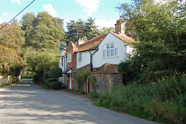 ipernity: Eastwood. The Street. Walberswick (2) - by A Buildings Fan