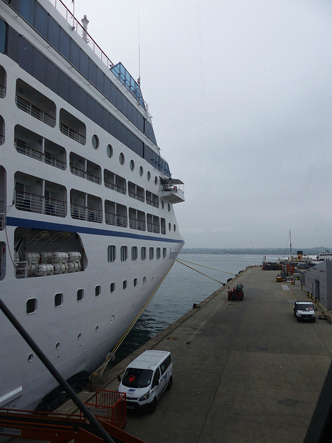 Oceania Insignia at Southampton - 20 September 2014