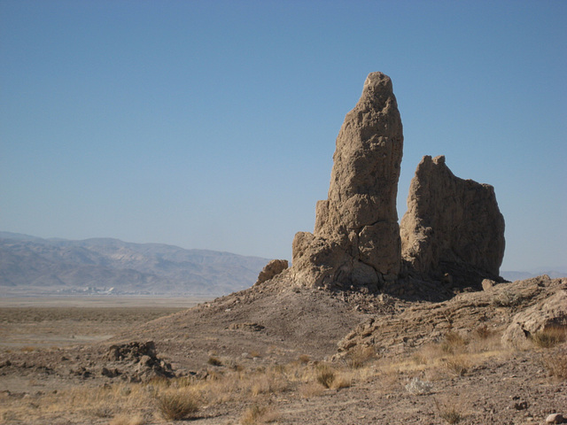 Trona ChimneyPeak 05