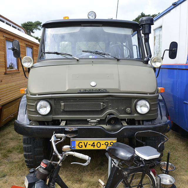 Oldtimerfestival Ravels 2013 – Unimog