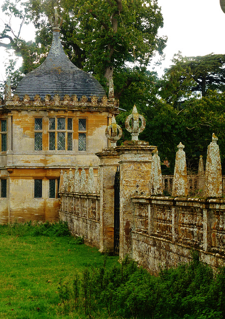 montacute house, somerset