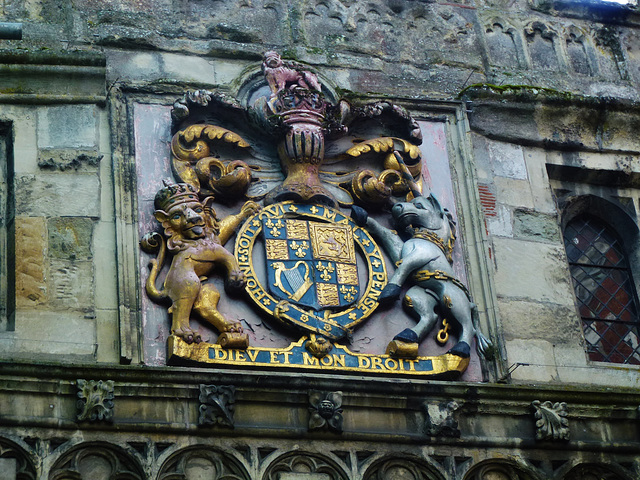 north gate, salisbury cathedral close, wilts.