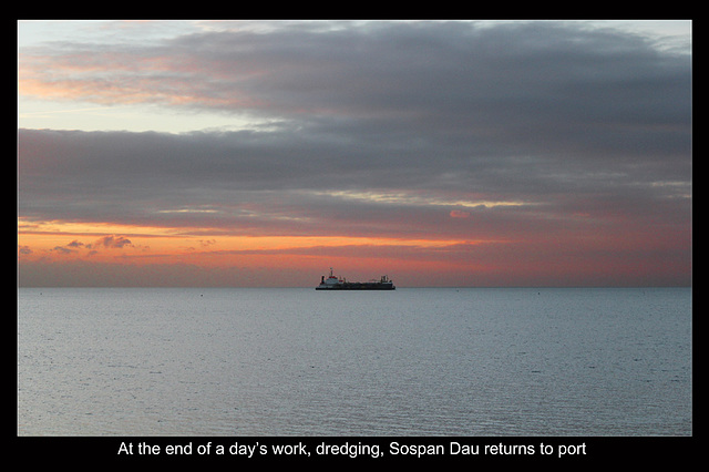 Sospan Dau at sunset - Newhaven - 25.11.2013