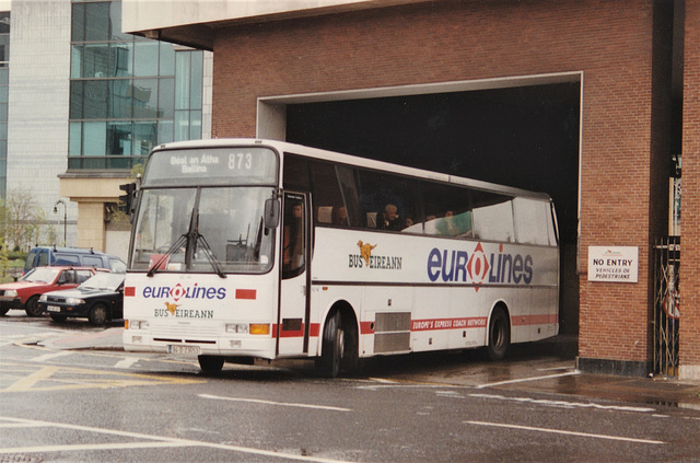 Bus Éireann VC14 (94 D 23653) leaving Busáras in Dublin - 11 May 1996
