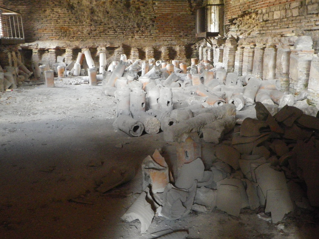 Thermes de Varna : les hypocaustes sous le caldarium 3