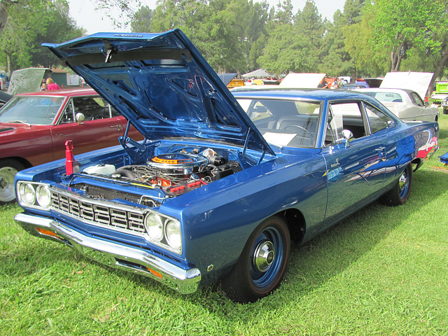 1968 Plymouth Hemi Road Runner