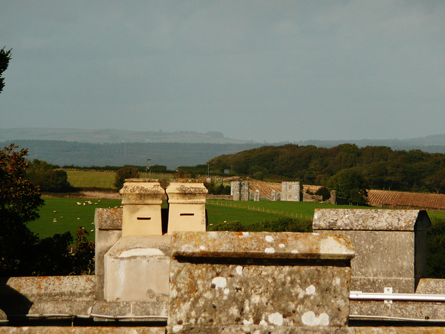 lulworth castle, dorset