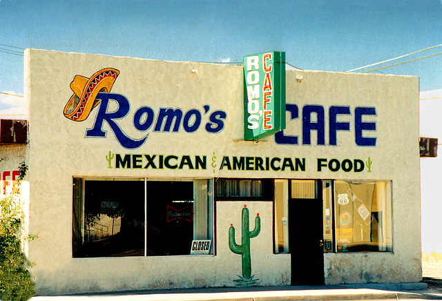Romo's Cafe