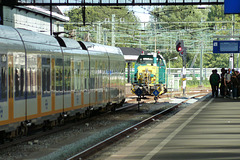 SLT 2620 at Haarlem Station with EMU 454 & 463