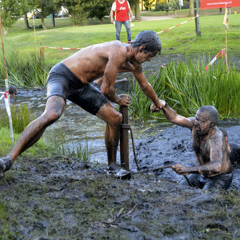 Poldercross Warmond 2013 – Helping