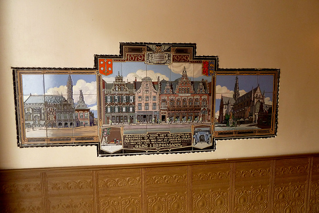 Tilework in café Brinkman