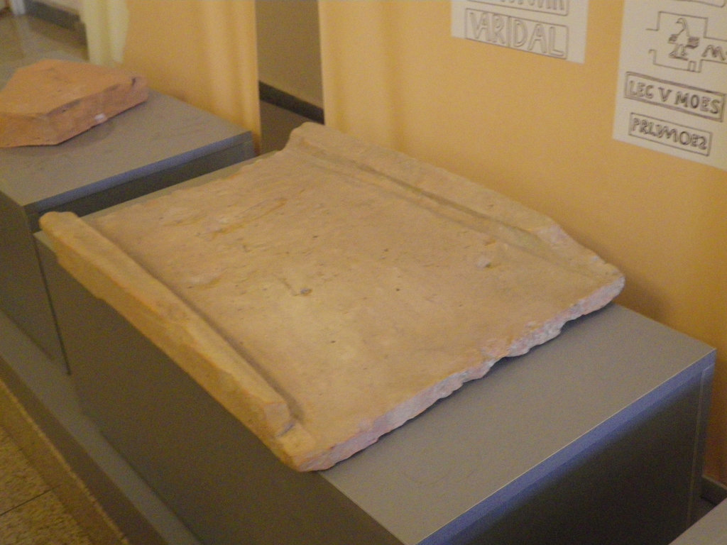 Ruse - tegula dans le hall d'entrée du musée.