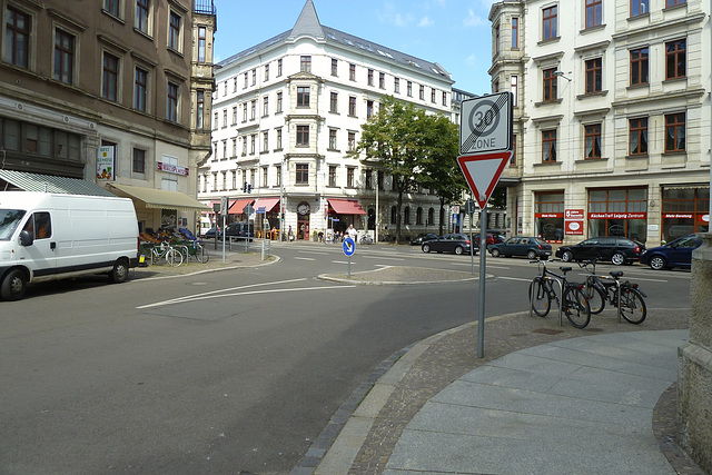 Leipzig 2013 – Jahnallee and Lessingstraße