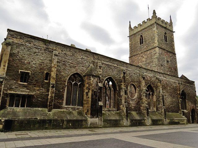 st.peter's church, castle park, bristol