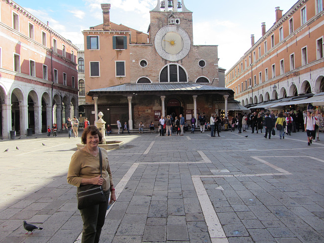 This square near the Rialto Bridge boasts a one-hand clock from an age when close was good enough, The Age of Retirement.