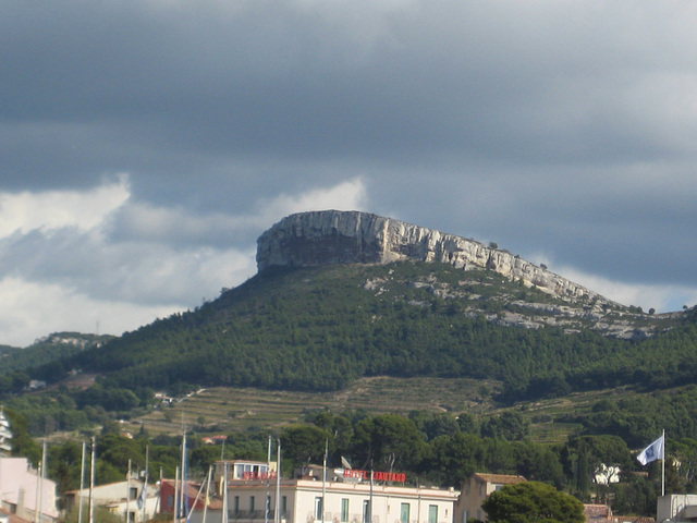 Immense limestone outcroping above Cassis