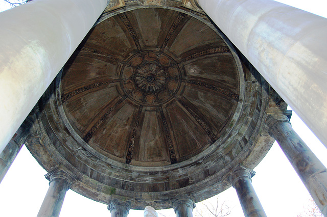 Saint Bernard's Well, Stockbridge, Edinburgh