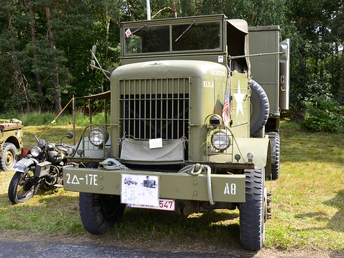 Oldtimerfestival Ravels 2013 – White 444T