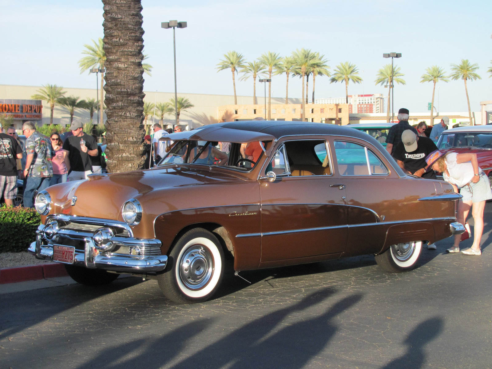 1951 Ford Crestliner