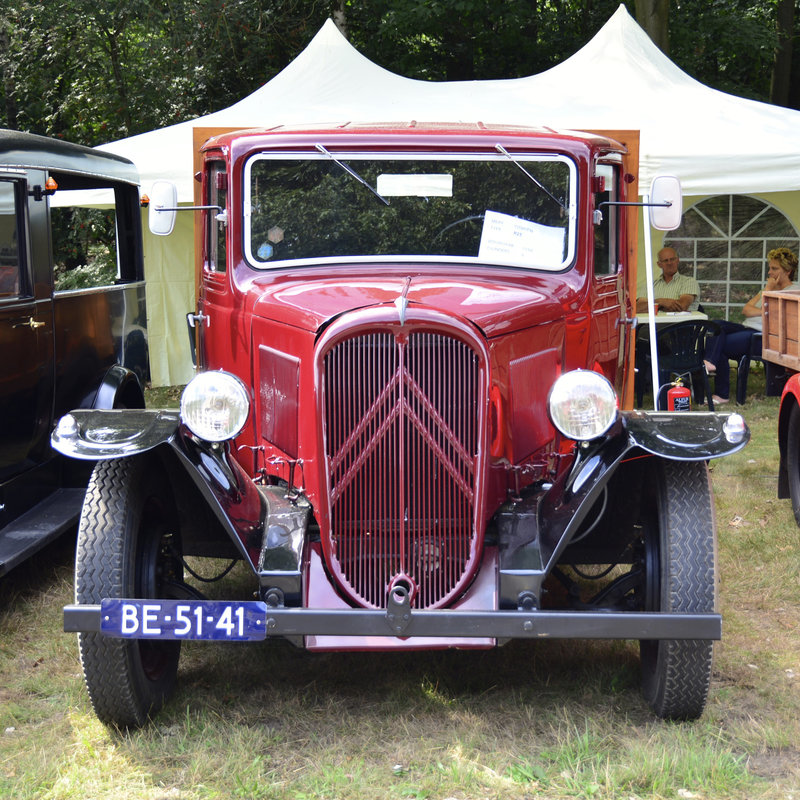 Oldtimerfestival Ravels 2013 – 1935 Citroën R23