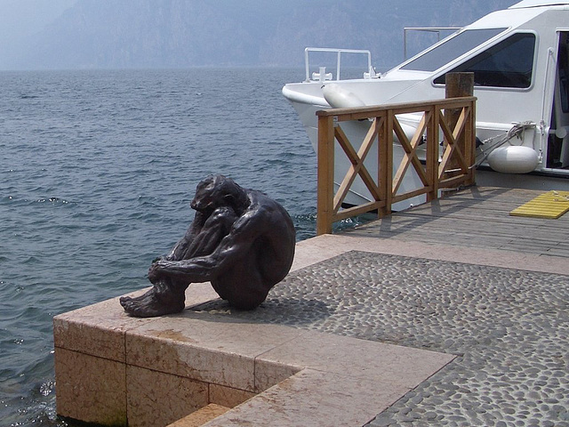 Malcesine: Wake up! the Boat's Here!