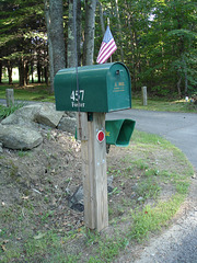 Foster mailbox / Courrier Foster.