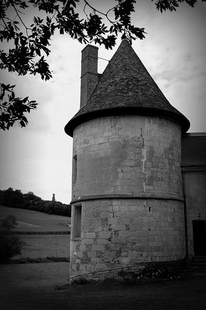 Tour du château de Bienfaite