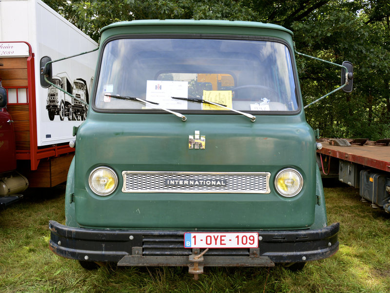 Oldtimerfestival Ravels 2013 – Internatiol Harvester truck