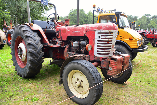Oldtimerfestival Ravels 2013 – Belarus tractor