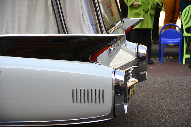 Leidens Ontzet 2013 – Parade – 1960 Cadillac Fleetwood Ambulance