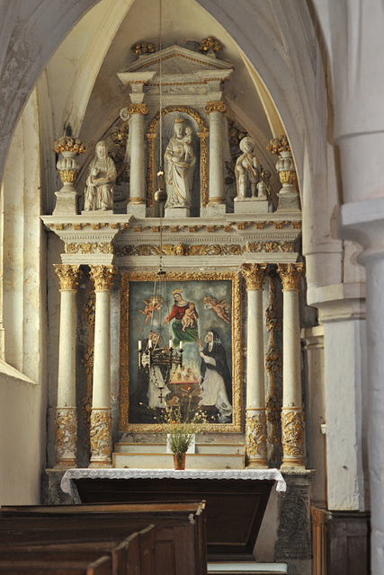 Retable latéral de l'église de Frétigny