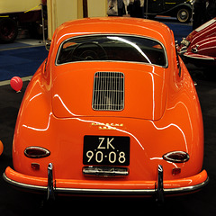 Interclassics & Topmobiel 2011 – Orange Porsche