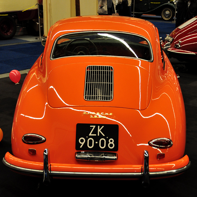 Interclassics & Topmobiel 2011 – Orange Porsche