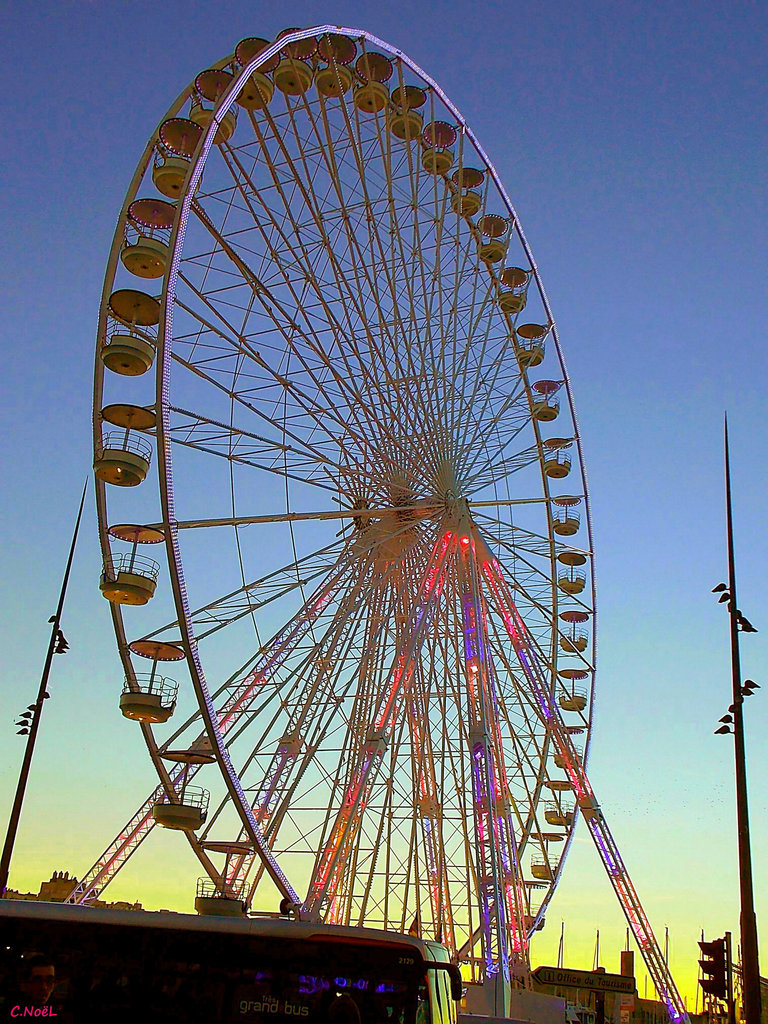 Merry go up !