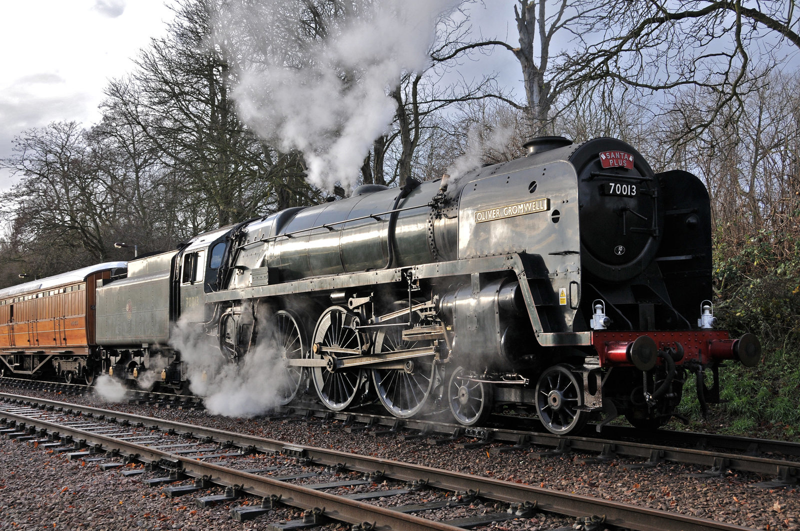 70013 at Leicester North