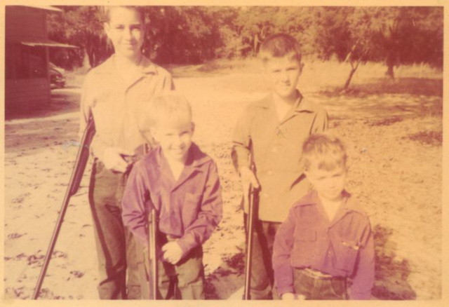 Brothers, 3 with guns