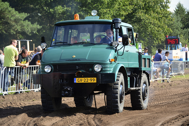 Oldtimerfestival Ravels 2013 – Big Unimog