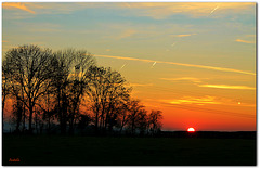 coucher de soleil dans la campagne