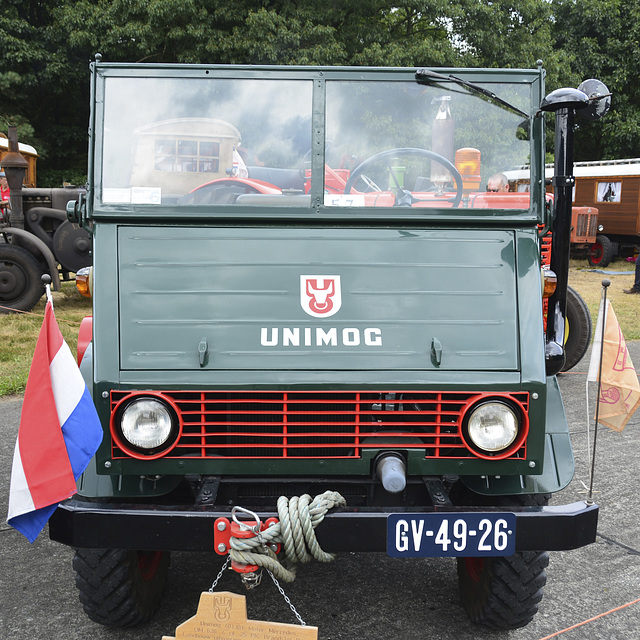 Oldtimerfestival Ravels 2013 – Unimog