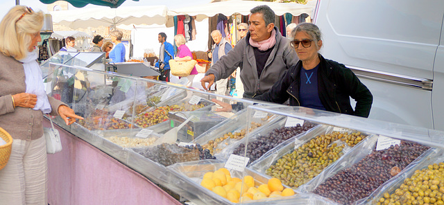 Olive vendors