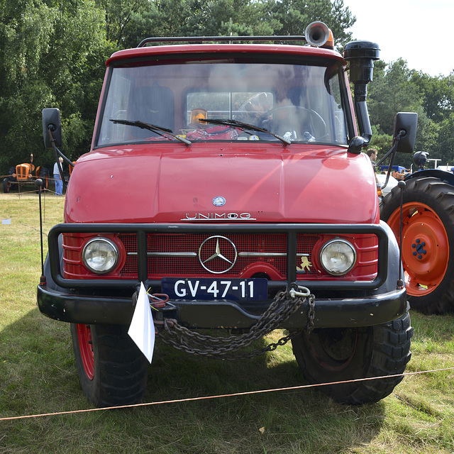 Oldtimerfestival Ravels 2013 – Unimog