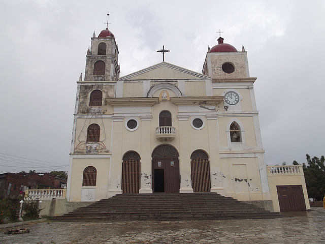 Heure religieuse à Cuba / Religious time in Cuba.