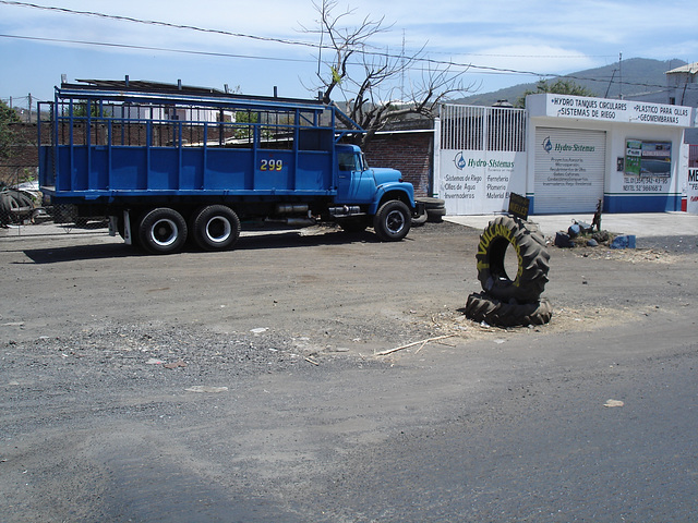 Servicio de muelles / Vulcanizadora.