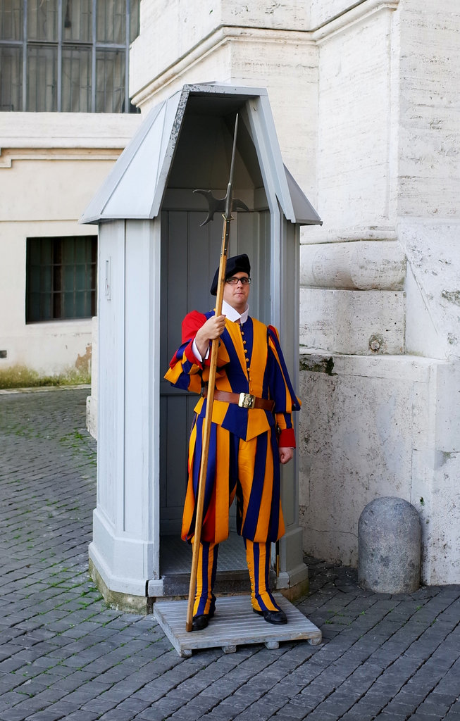 rome honeymoon ricoh gr vatican swiss guard 1
