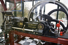 Crossley diesel engine