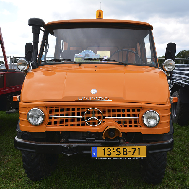 Oldtimerfestival Ravels 2013 – Unimog