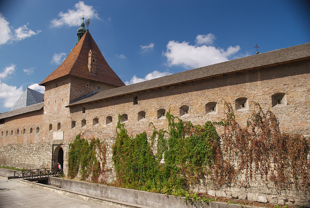 die Mauer der Bernhardinerkloster die Mauer der Bernhardinerkloster