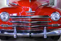 Sharjah 2013 – Sharjah Classic Cars Museum – 1946 Plymouth P15 Series