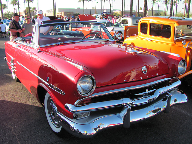 1953 Meteor Crestline Sunliner