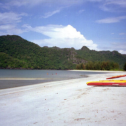Tanjung Rhu, Langkawi, Malaysia, Dec. 1995 (060°)
